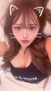 アヘ顔が超可愛いJKが見つかってしまう・・・